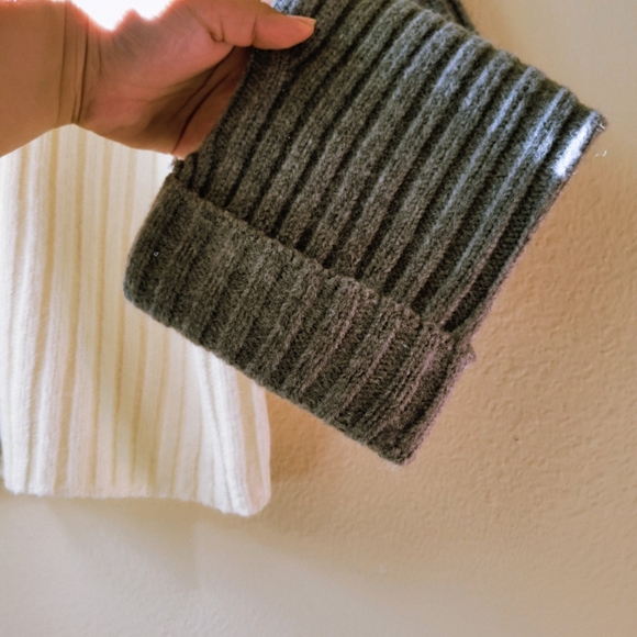 Francesco Ribbed Button Front Colorblock Cardigan - Picture 4 of 8